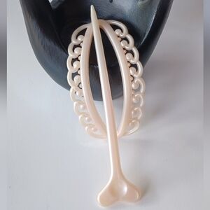 VTG "ORNAMENT FOR THE HAIR" HAIR STICK BARRETTE PLASTIC PEARLESCENT PINK USA